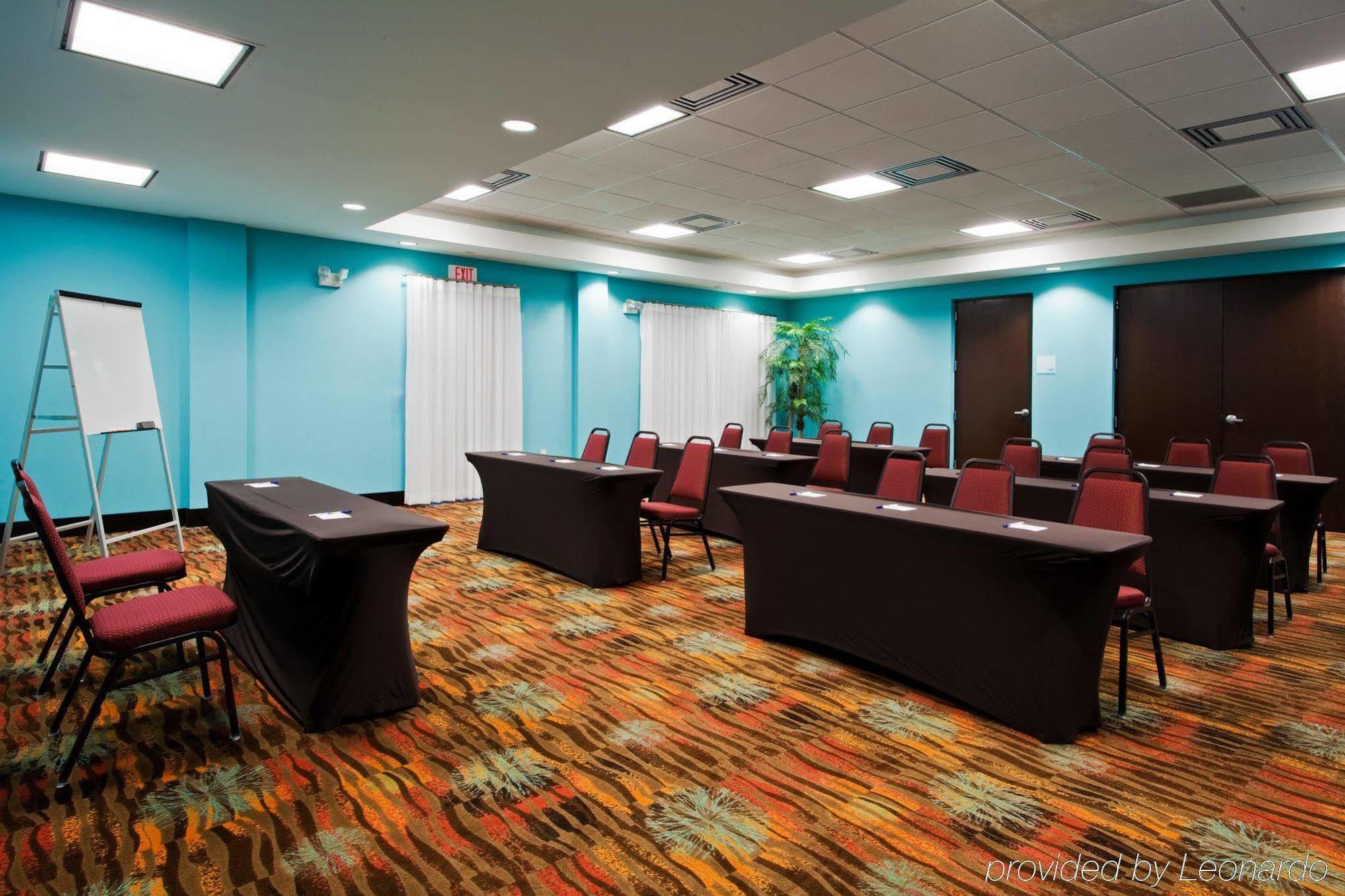 Holiday Inn Express Hotel & Suites Fort Lauderdale Airport/Cruise Port, An Ihg Hotel Facilidades foto